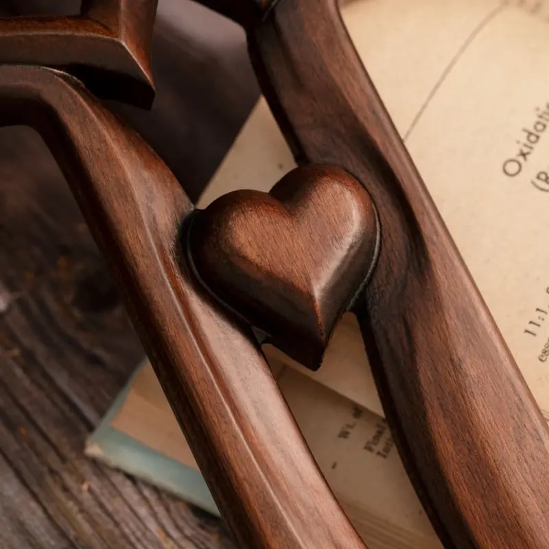 HartKruis™ Verstrengelde Liefde Symboliseert