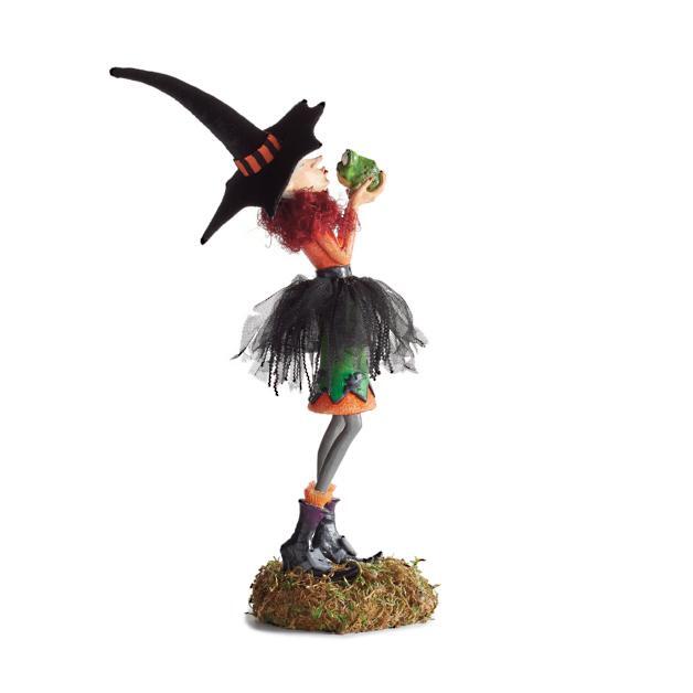 Halloween Heks Beeldje | Handgemaakt Resin | Mossige Standaard | 46 cm Hoog