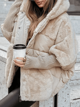 Dames winterjack | Losse pasvorm | Gevoerde gewatteerde jas met bontdetails
