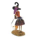 Halloween Heks Beeldje | Handgemaakt Resin | Mossige Standaard | 46 cm Hoog