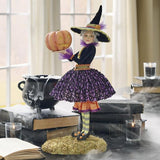 Halloween Heks Beeldje | Handgemaakt Resin | Mossige Standaard | 46 cm Hoog