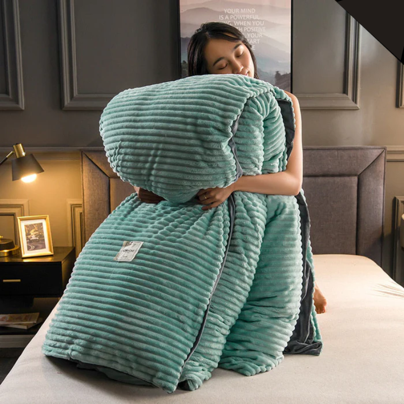 CozyCloud™ Geniet van luxe comfort met ons CozyCloud dekbed. Perfect voor een knusse nachtrust.