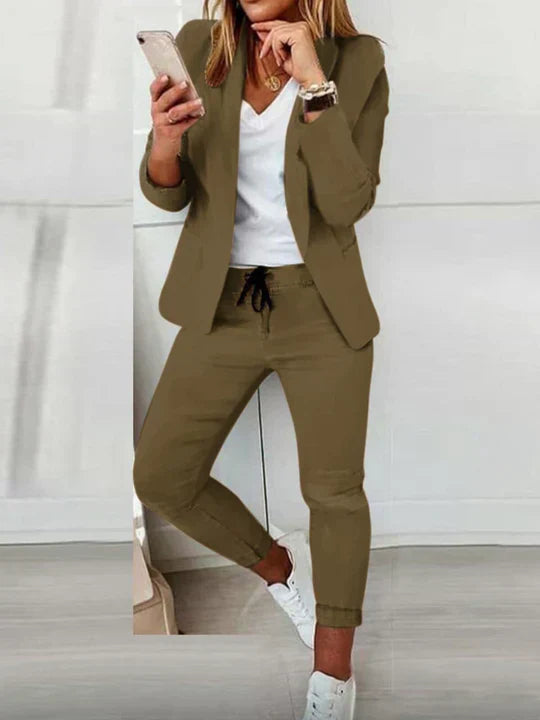 Ludovica | Elegante Tijdloze Damesblazer en Kostuum