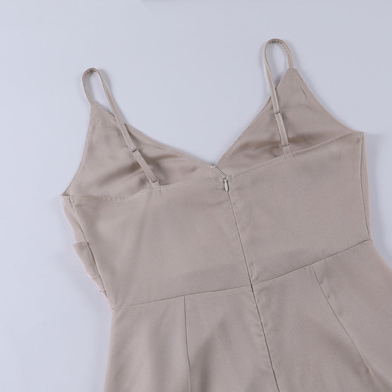 Adriana™ | Dames Satijnen Maxi-Jurk | Verleidelijk met Diepe V-Hals, Spaghettibandjes en Hoge Split