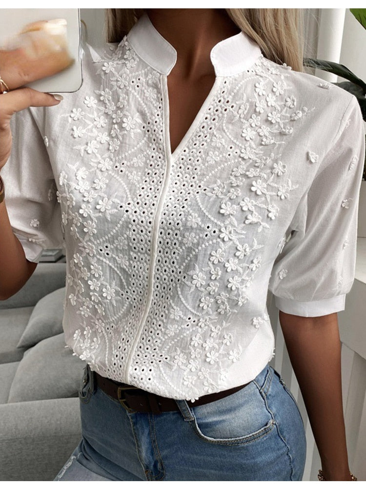BellaVita™ – Witte damesblouse met stijlvolle pofmouwen