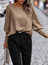 AnneElegance™ – Damesblouse met vierkante hals Elegant