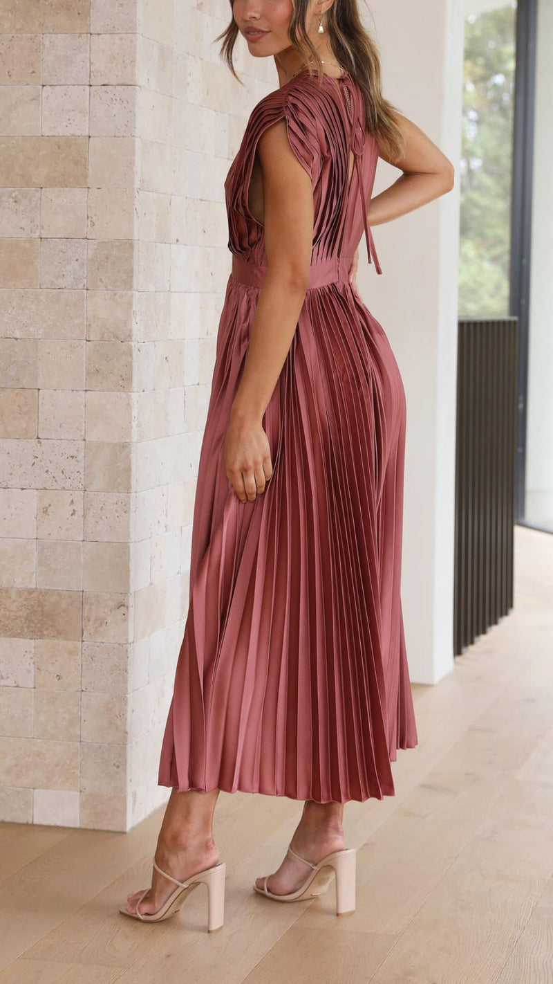 Maria | Elegante en verfijnde geplisseerde jurk
