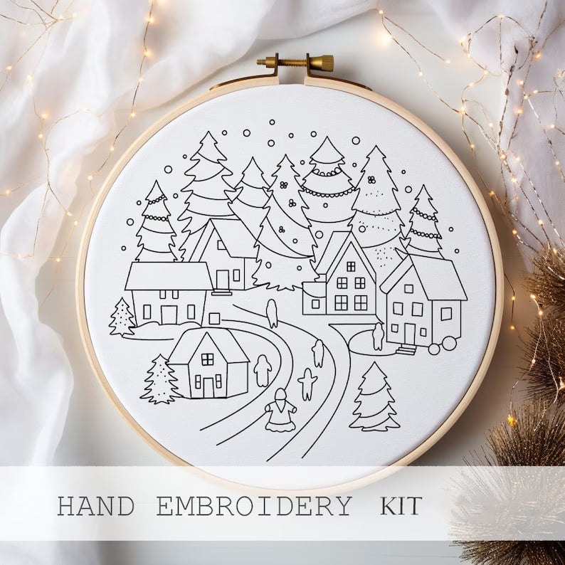 Kerst Borduurpakket | Winterdorp Sneeuwlandschap | Handwerk Set met Ring, Garen en Naalden