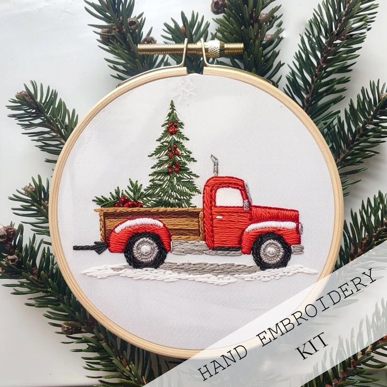 Kerst Borduurpakket | Winterdorp Sneeuwlandschap | Handwerk Set met Ring, Garen en Naalden