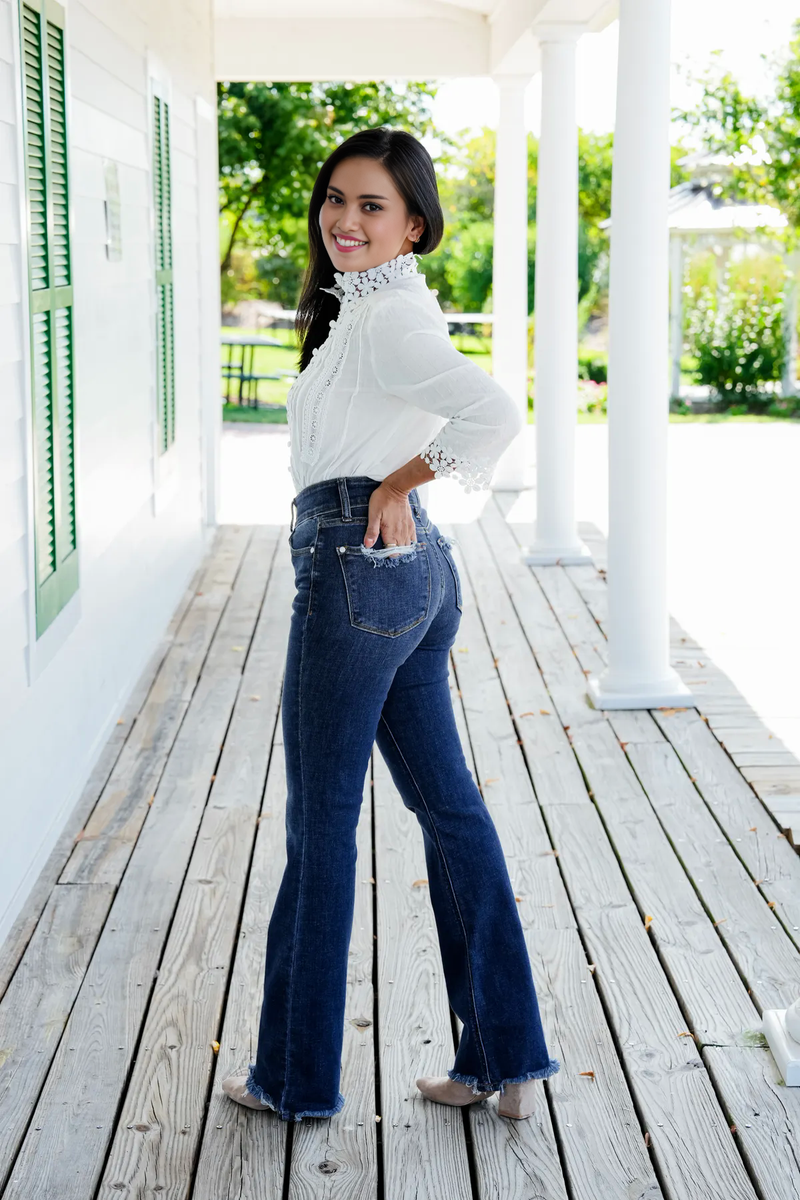 Dames Bootcut Jeans | Hoge Taille | Dubbele Knop & Gerafelde Zoom
