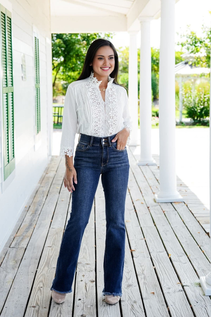 Dames Bootcut Jeans | Hoge Taille | Dubbele Knop & Gerafelde Zoom