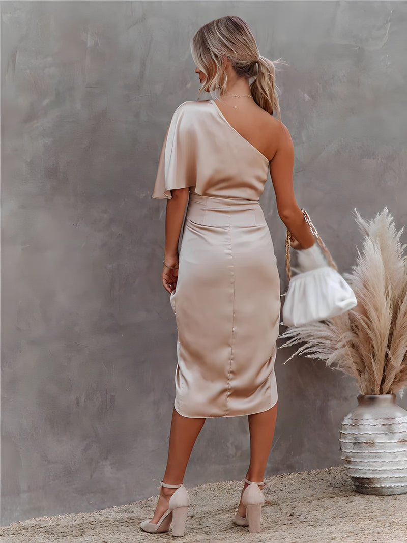 Amaya™ | Dames Satijnen One-Shoulder Cocktailjurk | Elegante Midi-Jurk met Split